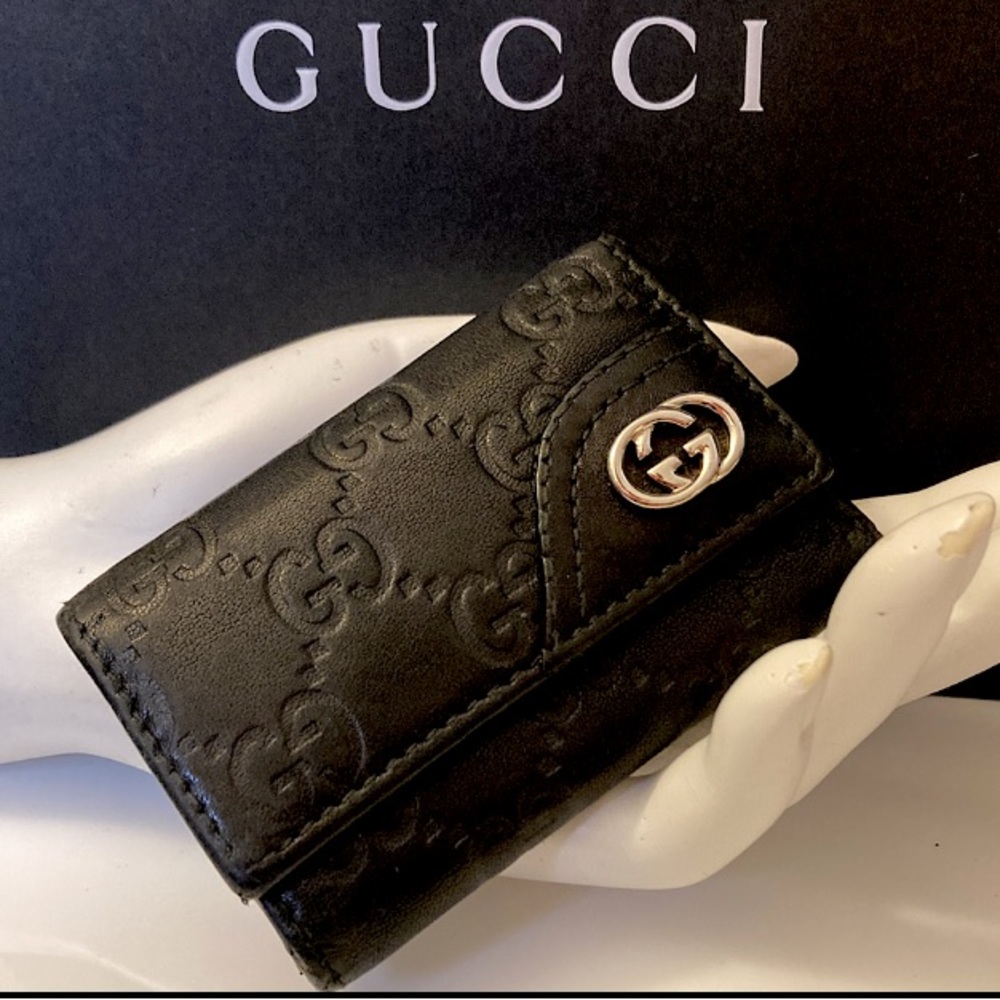 GUCCI New Britt Guccissima Leather Key Case Black